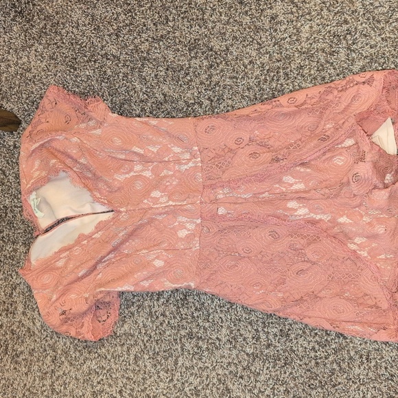 Romper - Picture 1 of 4